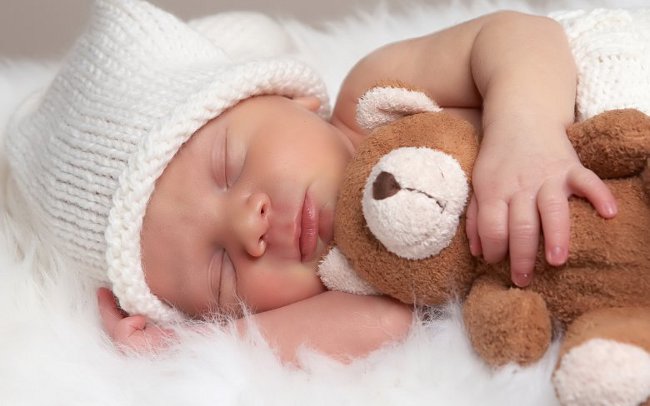 How Sleep Training Helps Babies