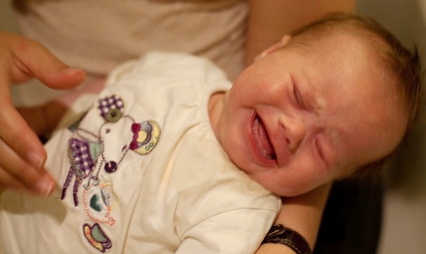 11 Top Tips to Calm Your Crying Baby